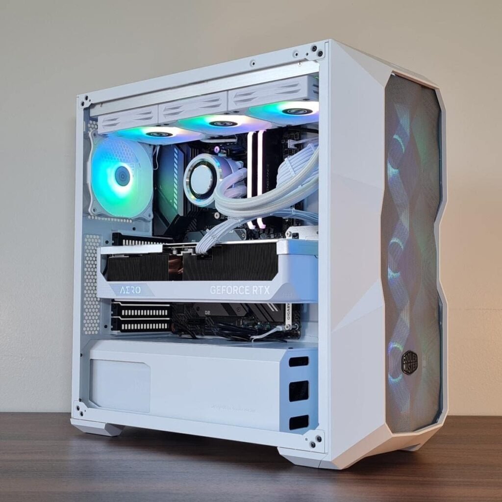 Pc Gamer Blanca Enfriamiento Líquido Core i9 RTX 4070ti 32 GB Ram DDR5 a 5600 MHz