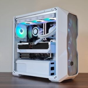 Pc Gamer Blanca Enfriamiento Líquido Core i9 RTX 4070ti 32 GB Ram DDR5 a 5600 MHz