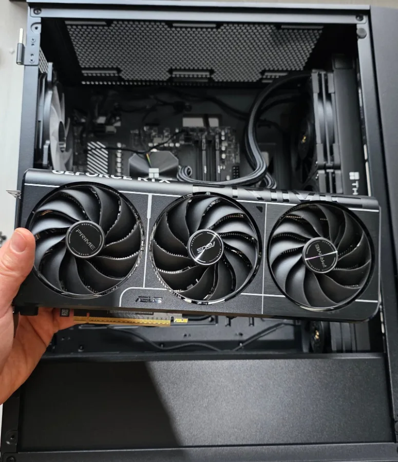 Tarjeta de video RTX 5060 Ti