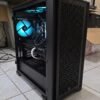 PC Profesional para arquitectura, ingeniería y diseño con gabinete negro y enfriamiento líquido